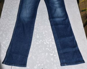 Trendy Men's Wrangler Jeans
