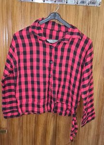 Red &amp; Black Checkered Crop Shirt