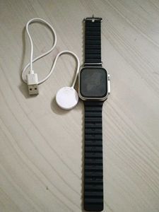 Smartwatch with Charger
