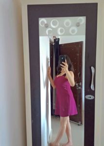 Branded  Women Party Dress Unused Ye Tight Rhi H M