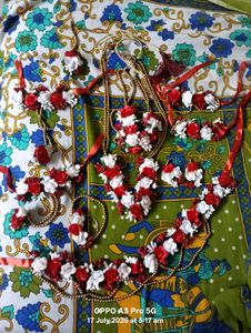 Red &amp; White Floral Jewellery Set