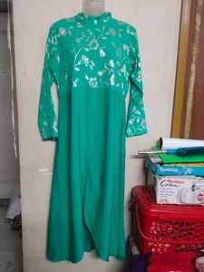 Almost New|Green Shiny Silvery Embossed Dress