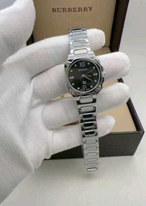 GUCCI*❣️🔸 *LADIES WATCH*🔸 *GOOD QUALITY*