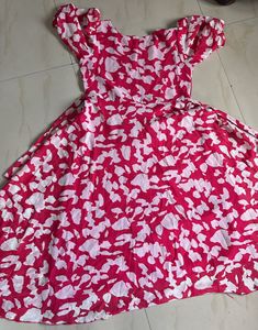 Chic Red &amp; White Floral Maxi Dress