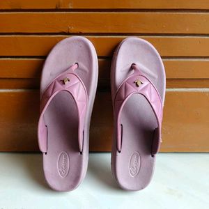 Comfortable Women's Pink Flip Flops