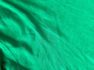 Green cropped tshirt