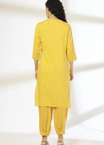Avaasa mix n match women floral kurta with salwar