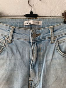 Zara Light Wash Jeans