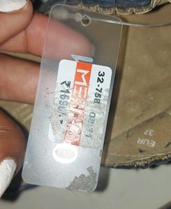 Women Metro Slippers
