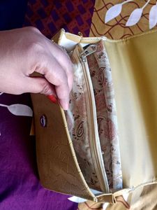 Stylish Green Handbag