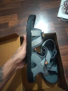 Reebok size 8 sandal