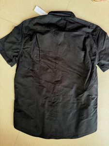 Men's Black Short Sleeve Button-Up Shirt