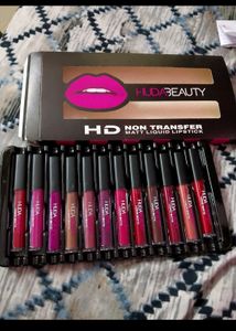 Huda Beauty Liquid Lipstick Set