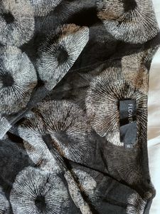 Stylish Black &amp; White Printed Long Sleeve Top