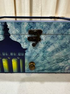 Blue Lantern Design Big Jewelry Box