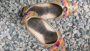 Beautiful Pair Jutti