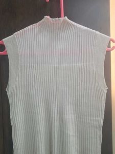 BEIGE Sleeveless Mock Neck Ribbed Top