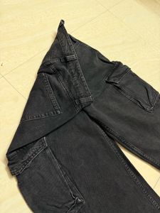 Dark Wash Wide Leg Cargo Jeans