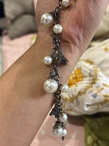 Charming Eiffel Tower &amp; Pearl Bracelet