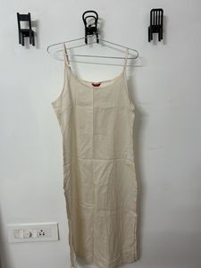 Elegant Beige Embroidered Kurta