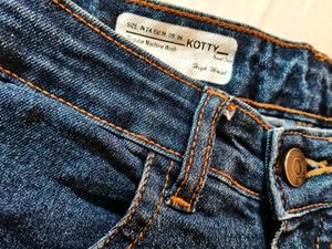 dark blue straight fit jeans⋆˚꩜｡