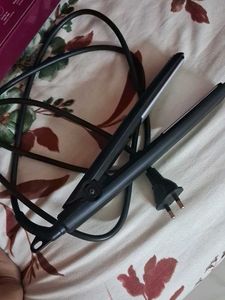 Philips Hair Straightener – Sleek, Fast Heating &