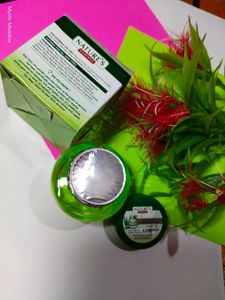 🌵NATURE'S ESSENCEMOISTURISING ALOE BEAUTY GEL