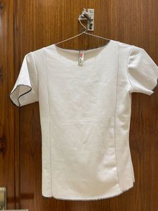 Set of 2 Cropped Tops