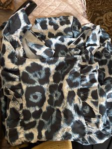 New 🏷️SHEIN ruffle seam animal playsuit