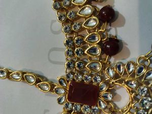 Exquisite Kundan &amp; Pearl Choker Necklace Set