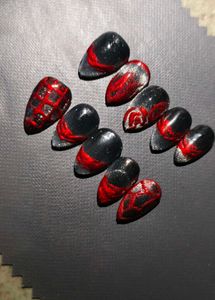 Gothic hand designed Black &amp; Red Press-On Nails