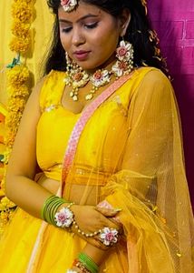 haldi jewellery and mehndi earring in a combo