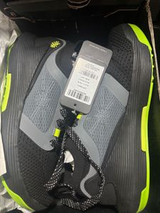 Performance Sports Shoes - Black/Green