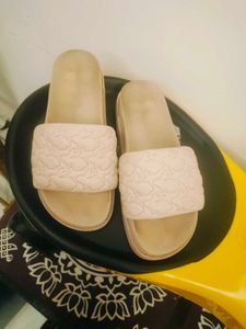 Aldo Cute Bunny Slippers