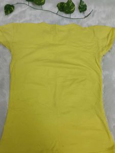 Radha Krishna Graphic Tee