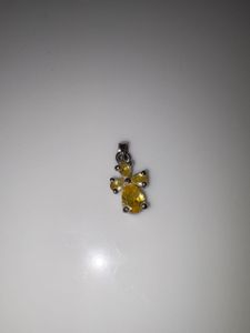 Charming Yellow Stone Pendant
