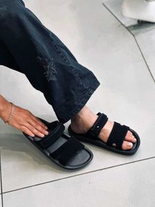 Sandal