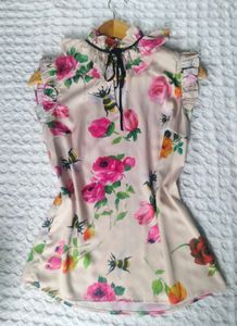 Floral Bee Print Top