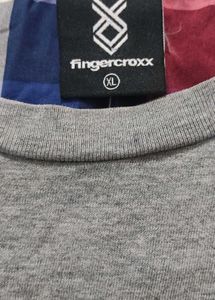 Men's Grey T-Shirt with Plaid Pocket