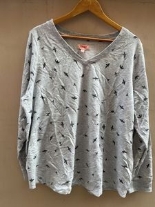 Gray V-Neck Bird Print T-Shirt