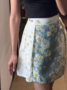 Daisy Print Mini Skirt