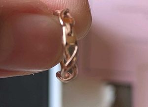 Rose Gold Infinity Knot Hoop Earrings🌟🌟🌟🌟🌟