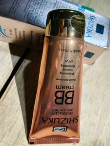 Beautiful 😍 2 pc BB Cream Only In ₹299