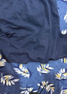 Kidley Navy Blue Sweatshirt and bodycare warmer