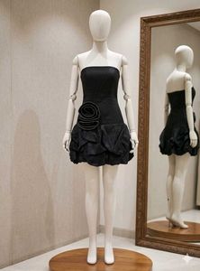 Chic Black Strapless Party Dress