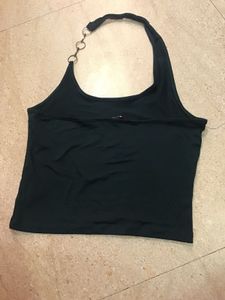 Stylish Ring Detail Crop Top