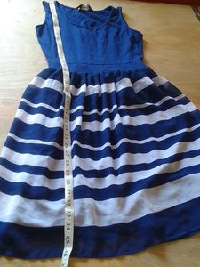 Max Blue Striped Dress 👗- Size M/12