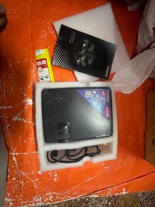 4K HD Quality Projector New Conditions.
