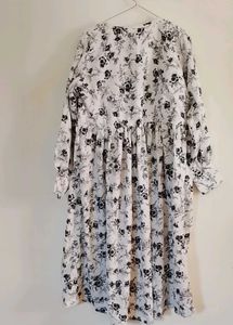 B&amp;W FLORAL KURTA SET