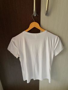 H&amp;M White T-Shirt